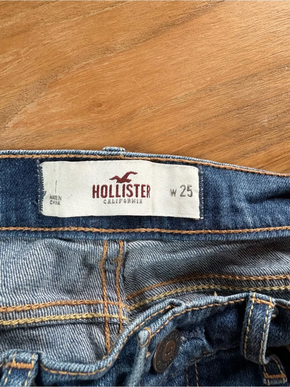 Hollister classic women